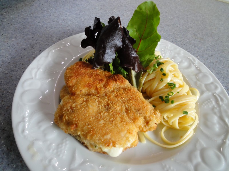 escalope de poulet au basilic, mozzarella et jambon cru- show-devant.fr