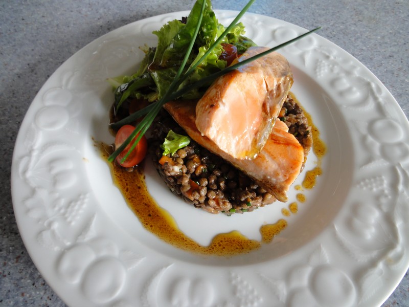 salade de lentilles et saumon mi-cuit - show-devant.fr